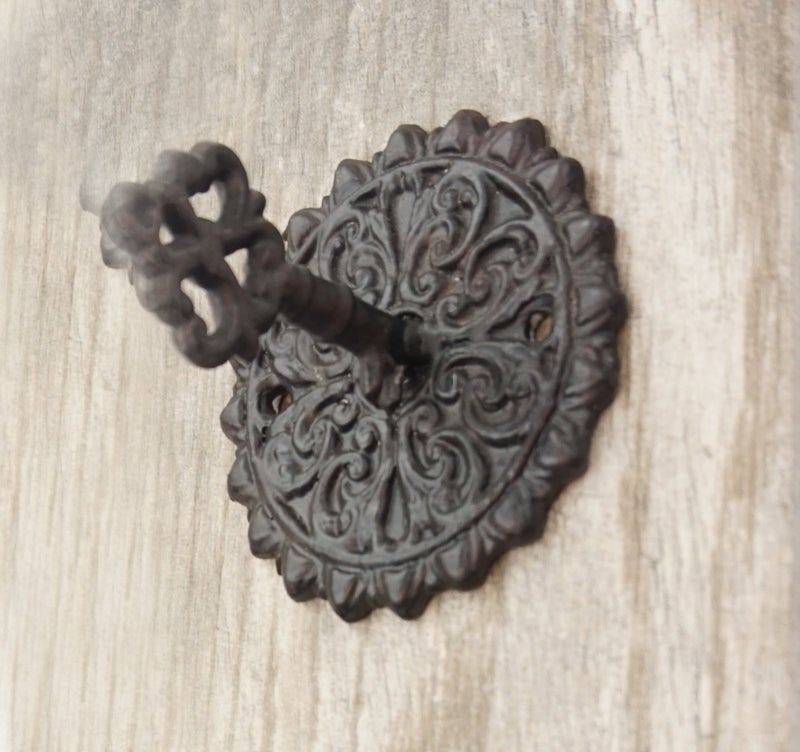 Lulu Decor, Cast Iron Antique Key Shaped Set of 3 Hooks, Strong Heavy Decorative Hooks in Black (Roman) - Image 5
